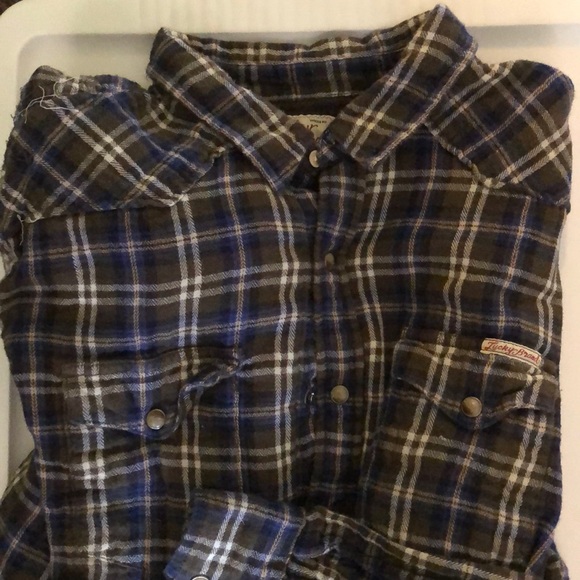 Men’s button down flannel shirt - Picture 3 of 3